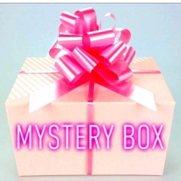 Mystery Box of rings size 8 women's new - Picture 1 of 1